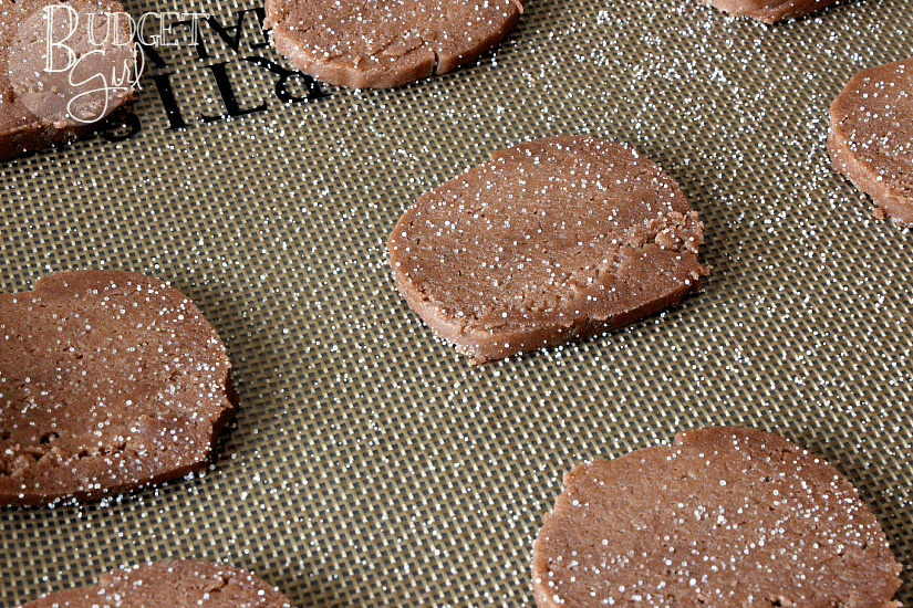 Salted Chocolate Almond Cookies are a thin cookie are crunchy on the outside, chewy in the inside. Made with your choice of Nutella or Hershey's almond spread. 
